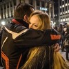 Stotine ljudi u centru Brisela s cvijećem i svijećama za poginule