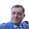 Dodik: Šešelj kao "slobodan čovjek" ima pravo da dođe u RS