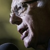 Sanders: Bivša državna sekretarka Clinton postaje nervozna