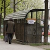 Kuke dobrote postavljene i u Sarajevu, i to pored kontejnera, a na njima - ništa