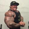 Bodybuilder od 140 kilograma: Rich Piana koristi steroide od tinejdžerskih dana