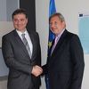 Zvizdić se sastao sa Hahnom: Uložiti dodatni napor za rješavanje ključnih pitanja u procesu evropskih integracija