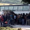 Grčka počela evakuaciju imigranata iz Idomenija, vode ih u bolje kampove