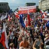 Poljska: Desetine hiljada u Varšavi na protestu opozicije protiv vlade