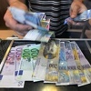 Švicarci danas glasaju o prijedlogu da svi građani imaju zagarantovana mjesečna primanja od 2.500 franaka