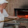 Ramazanske lepine kod Ale Džafića iz Cazina: Pekarski posao je težak, ali ima svoje posebnosti