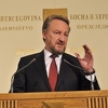 Izetbegović: Predsjedništvo BiH nije u blokadi, Ivanić ne uslovljava SSP popisom stanovništva