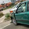 Sudarila se dva automobila na putu Tuzla - Živinice, povrijeđeno pet osoba