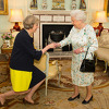 Theresa May službeno proglašena premijerkom Velike Britanije