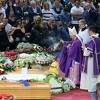 Skoro 5.000 ljudi prisustvovalo sahrani 13 žrtava sudara vozova u Italiji