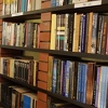 Šta se čita ovog ljeta: Popularna ljetna štiva u bh. knjižarama