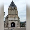 Francuska: Napadači natjerali svećenika da kleči