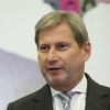 Komesar za proširenje EU-a Johannes Hahn pozdravio dogovor Izetbegovića i Dodika