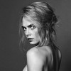 Cara Delevigne pozirala gola za novi broj Esquirea