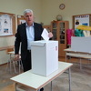 Dragan Čović u Mostaru glasao na izborima za Hrvatski sabor