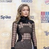 Popularni prankster dobio batine: Podigao Gigi Hadid, a ona mu uzvratila udarcem u lice