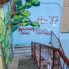 Išaran mural koji ukrašava sarajevsko naselje Ciglane