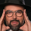 Damir Šehanović promoviše knjigu "Biti Celebrity": Zbirka tekstova o najvećim zvijezdama regije