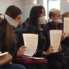 Građani sa povezom na ustima ušli u Skupštinu KS