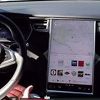 Budućnost je tu: Kompanija Tesla objavila video upotrebe novog sistema autonomne vožnje