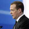 Medvedev: Trump i Clinton da se pozabave unutrašnjim problemima