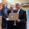 Fikret Abdić preuzeo mandat: Bit ću sjajan načelnik, dođite na promociju knjige