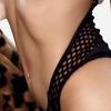 Emily Ratajkowski u kratkom spotu uz ritam pjesme "Push It"