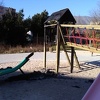 Vandali spalili novouređeni park ispred Lutkarskog pozorišta u Mostaru