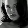 Plus size model Ashley Graham u seksi spotu Love Magazina