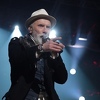 Dino Merlin otvorio novogodišnji koncert u Sarajevu pjesmom "Hotel Nacional"