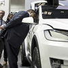 Nova tužba protiv Tesle: Vlasnik Modela X tvrdi da je auto sam ubrzao i probio zid kuće