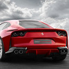 Ferrari 812 Superfast s V12 motorom i 800 KS