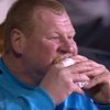 Četrdesetpetogodišnji golman Suttona nije zaigrao protiv Arsenala, ali je usisavao i pojeo sendvič