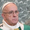 Papa Franjo upozorio na važnost komunikacije: Tipkanje poruka za vrijeme jela je početak rata