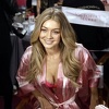 Gigi Hadid pokazala fotografsko umijeće u novoj kampanji brenda Versace