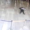 Objavljena fotografija likvidiranog napadača na aerodromu u Parizu