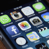 Apple za novi iPhone naručio 70 miliona savitljivih displeja od Samsunga