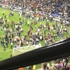 Navijači Lyona uletjeli u teren jer su ih pristalice Bešiktaša gađali bakljama