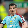 Nestašni dečko engleskog nogometa Joey Barton suspendovan na 18 mjeseci zbog klađenja