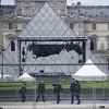 Pronađen sumnjiv paket u Louvreu ispred kojeg Macron planira proslaviti pobjedu
