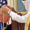 Zlato i dijamanti: Trump od kralja Salmana dobio jahtu, pištolj, sablju, ogrtače, satove...