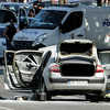 Pariz: U automobilu koji se zabio u policajce pronađeni kalašnjikov, pištolj i plinske boce