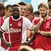 Mladi Ajaxov igrač se srušio tokom utakmice, na teren sletio helikopter