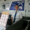 Uposlenici Međunarodnog aerodroma Sarajevo sa srebreničkim cvijetom na reverima
