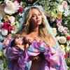 Beyonce objavila prvu fotografiju svojih blizanaca Sira i Rumi