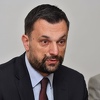 Konaković pozvao Komšića da kaže čija supruga radi u nelegalnoj turističkoj zajednici KS