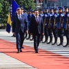 Zoran Zaev svečano dočekan ispred Parlamentarne skupštine BiH