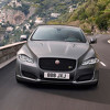 Jaguar predstavio XJR575: Do "stotke“ za 4,4 sekunde, dostiže 300 km/h