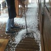 Grad pogodio okolinu Olova i Teslića, ulice prekrivene ledom