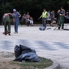U parku u centru Sarajeva počelo čišćenje smeća ostalog nakon "Dana kulture Istanbula"